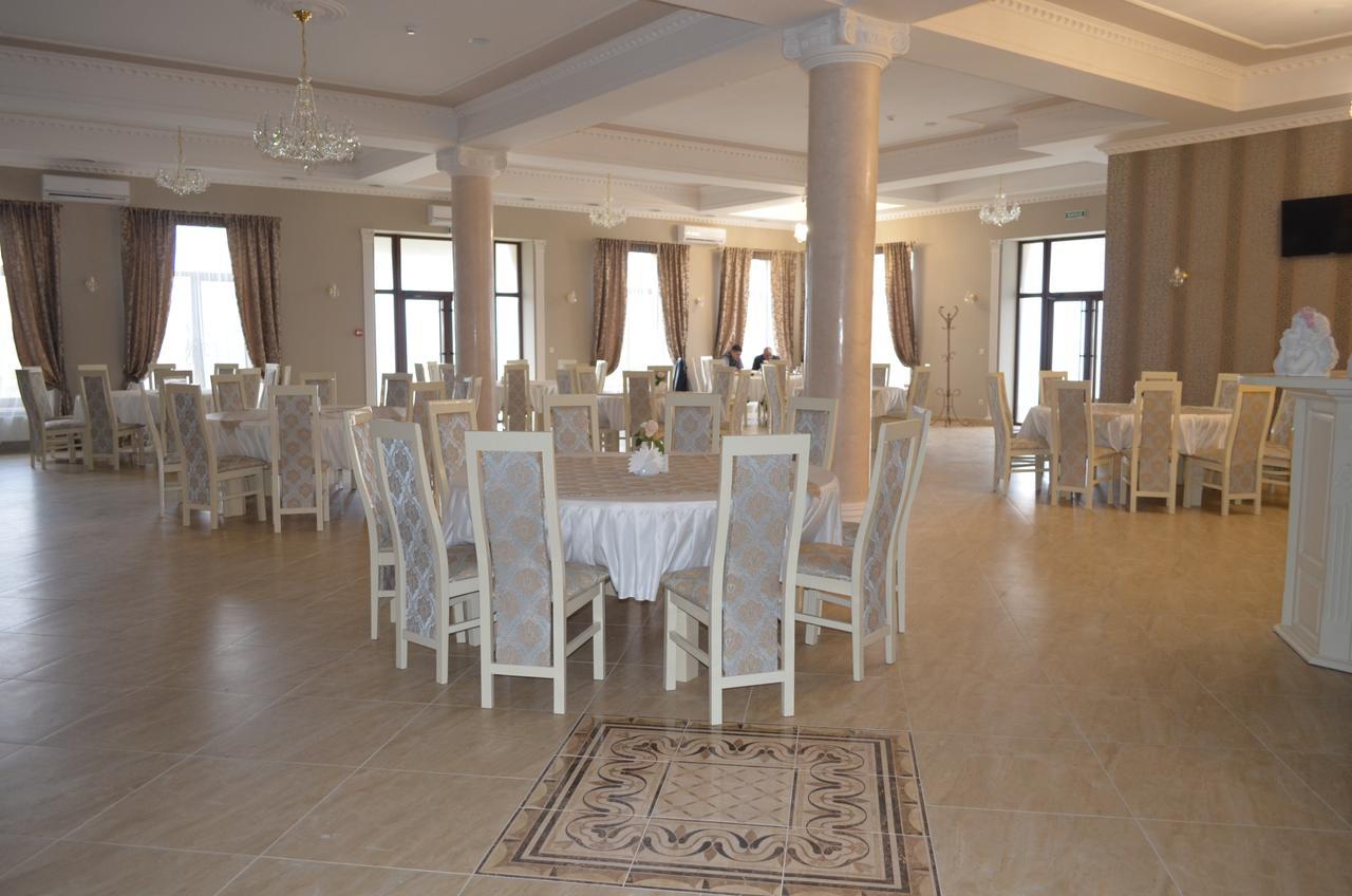 New Continent Hotel Bushtyno Luaran gambar